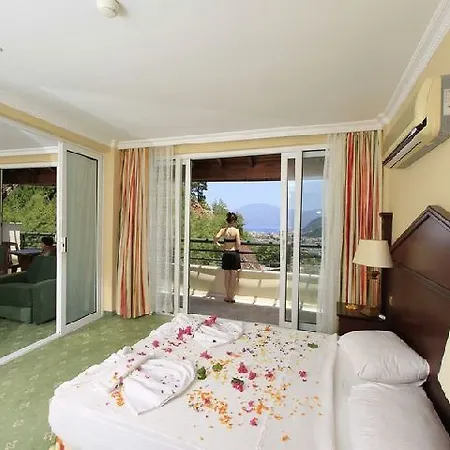 Hotel Union Palace 3*